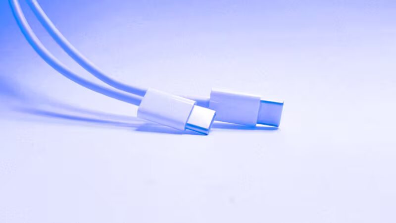 USB-C кабели, белые, гнёзда, соединение