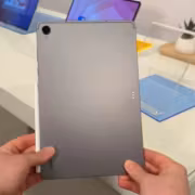 Планшет Samsung Galaxy Tab S12 с задней крышкой