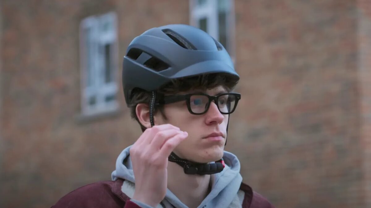 каска шлем защита руки лицо очки