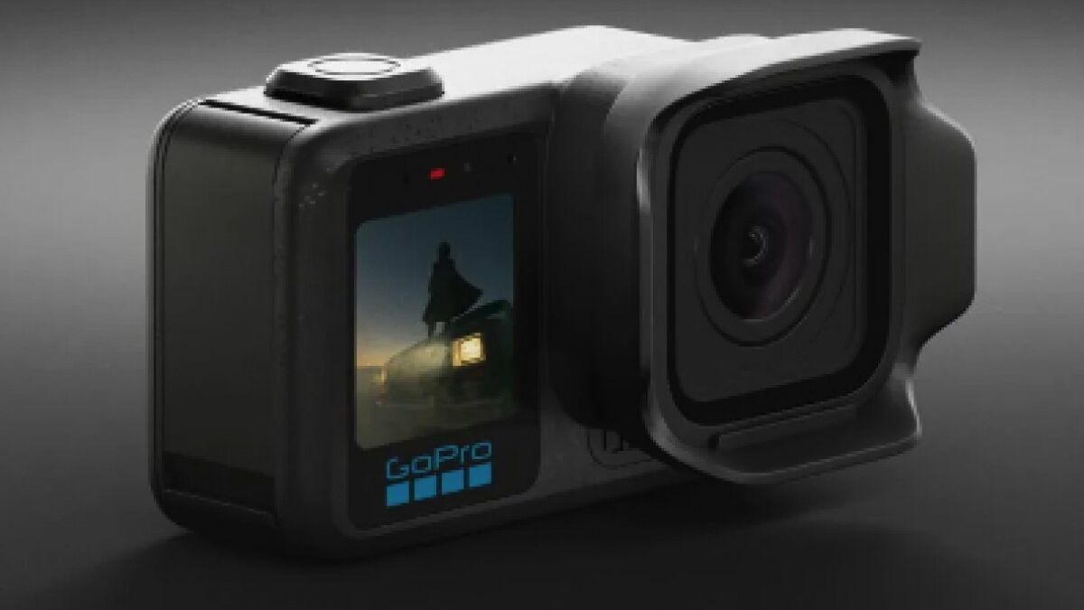 Камера GoPro Mission 1 с передним дисплеем и объективом