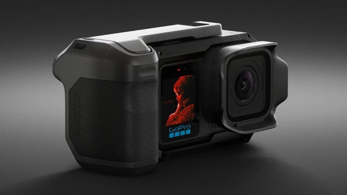 Камера GoPro Series Mission 1 с дисплеем и объективом