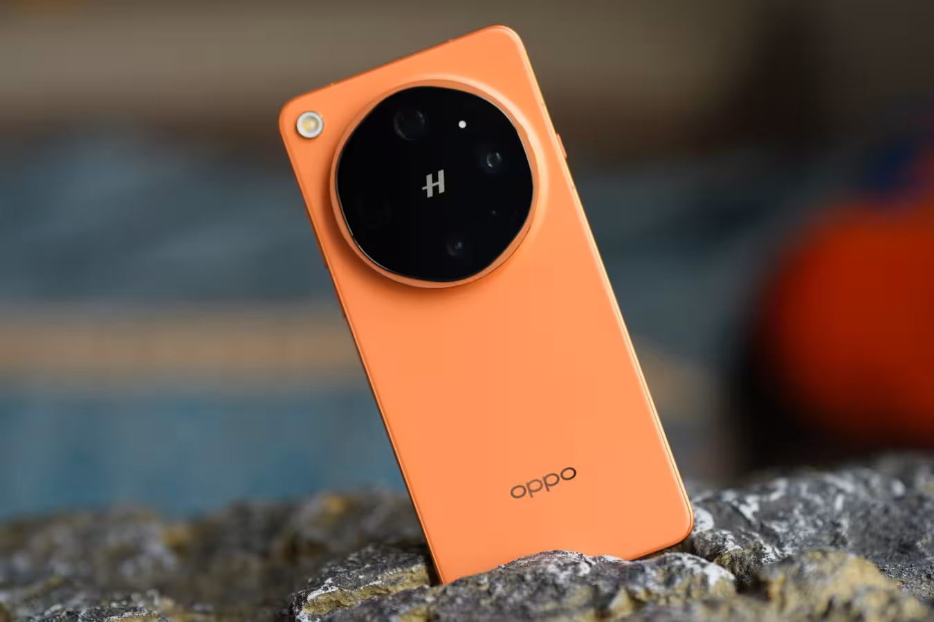 Oppo Find X9 Ultra показали перед анонсом 21 апреля