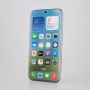 Liquid Glass Display на новом iPhone 13 Pro