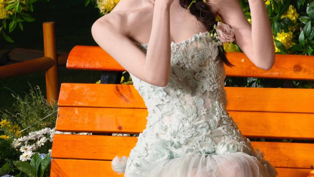 Oppo Find X9 Ultra показал телеобъектив с зумом 30x