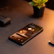 Honor тестирует смартфон с батареей 10000 мА·ч и зарядкой 100 Вт