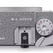 Обзор камеры Leica M-A Hammertone в верхнем виде