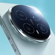 Камера Honor Magic9 Pro Max с четырьмя объективами крупным планом