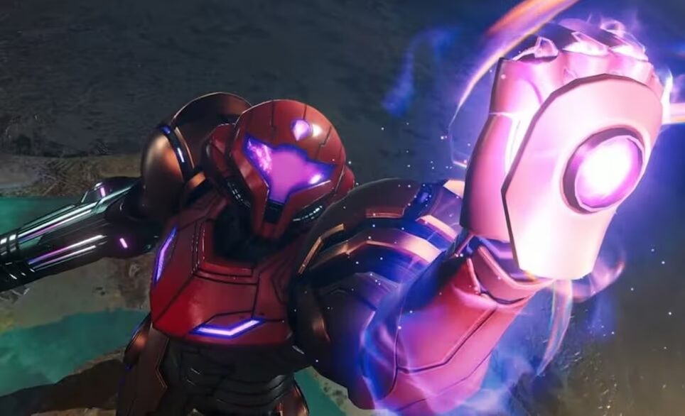 Кибернетический боец Iron Man с энергетическим разрядом