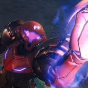 Кибернетический боец Iron Man с энергетическим разрядом