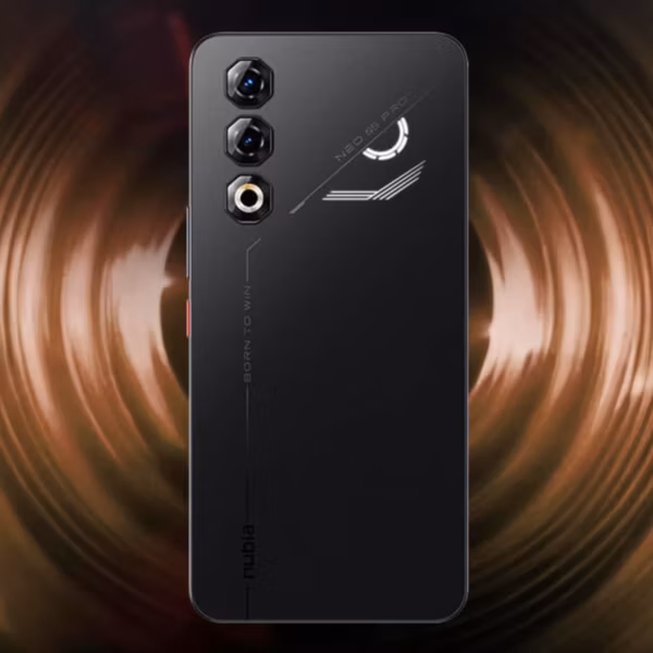задняя панель Nubia Neo 5 Pro с тремя камерами и логотипом