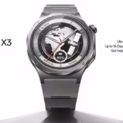Oppo Watch X3 с глобусом на дисплее часов титановый корпус