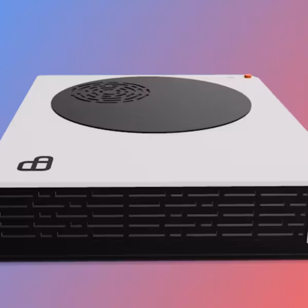 Playnix Console плоское белое устройство с вентиляторами