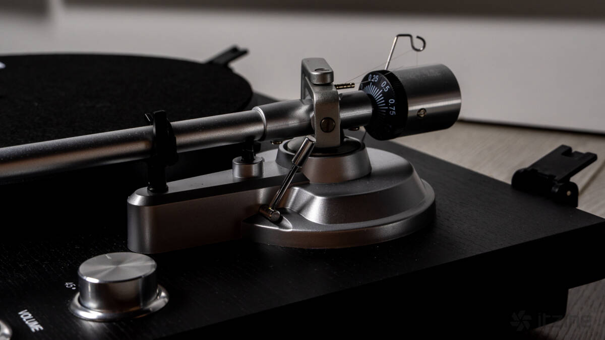 Тонарм и качели для винилового проигрывателя Reproductor RP-LPX500SPBK