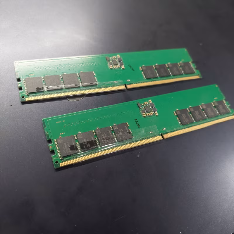 Asus подтвердила поддержку урезанных модулей DDR5 HUDIMM