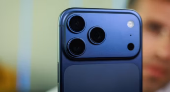 iPhone 17 Pro Max летит к Луне на Artemis II