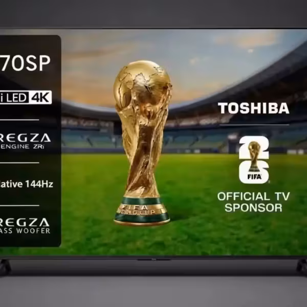 Телевизор Toshiba Z670SP с изображением футбольного кубка