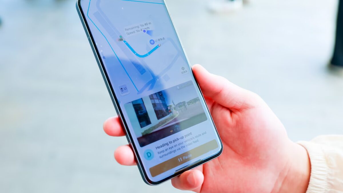 Мобильный телефон LG с навигацией для парковки Omoda и Jaecoo