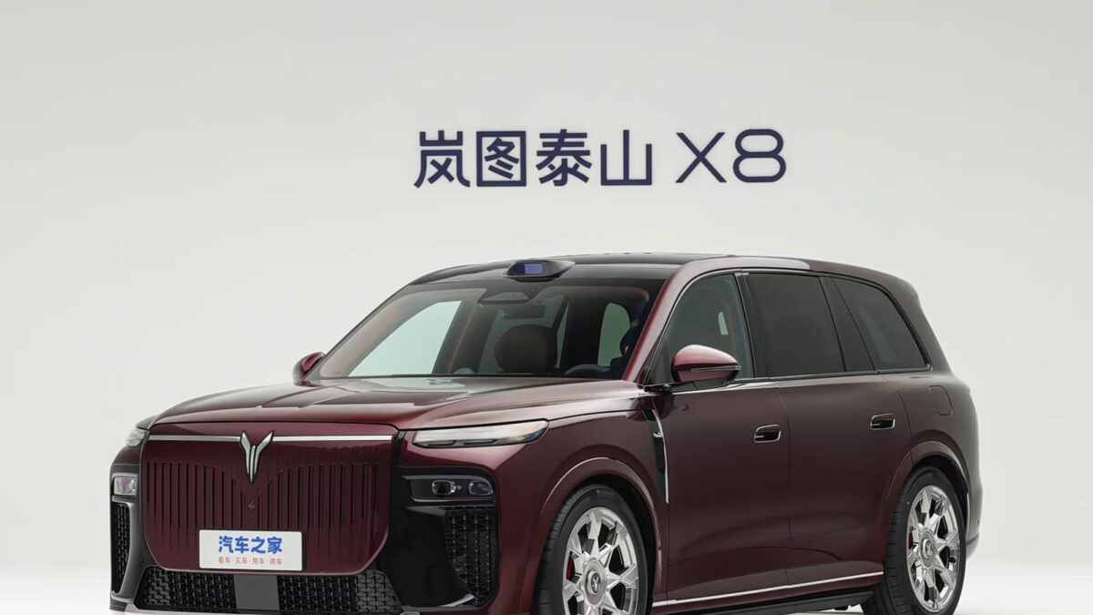 Voyah собрала 15 тыс. заказов на Taishan X8 за 18 часов