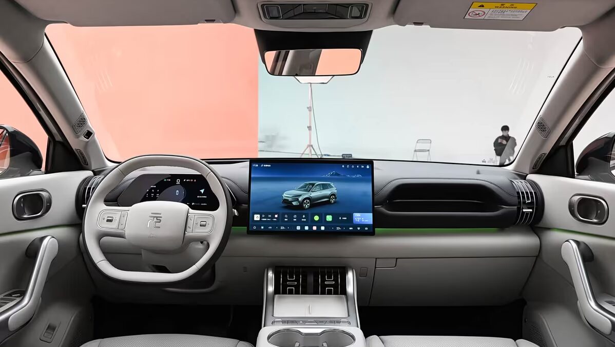 BYD обновила Yuan Plus: 326 л.с., лидар и зарядка за 9 минут