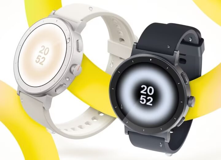 Две умные часы Realme Watch S5 белые и черные