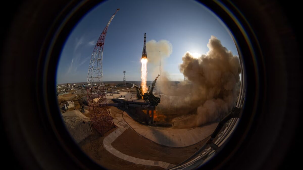 «Кинопоиск» начнёт показывать запуски и выходы в открытый космос