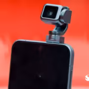 Honor показала смартфон с выдвижным подвесом