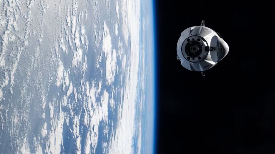Cargo Dragon CRS-34 пристыковался к МКС 17 мая