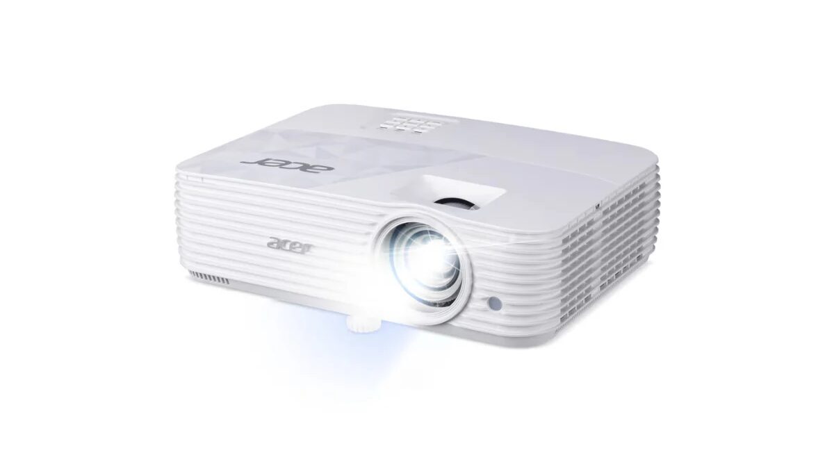 Проектор Acer HL6820GTV с выдвижным объективом