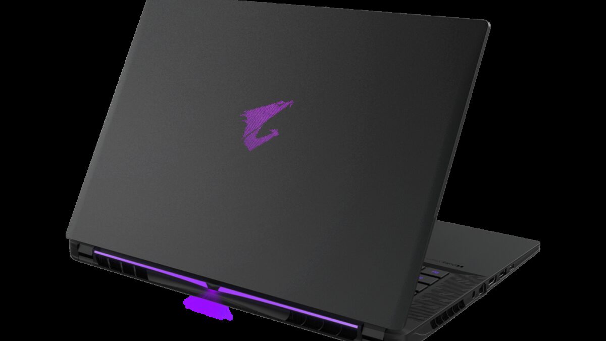 Ноутбук AORUS MASTER 16 2026 с подсветкой RGB