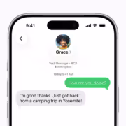 Сообщение в приложении iPhone и Google с чатом RCS