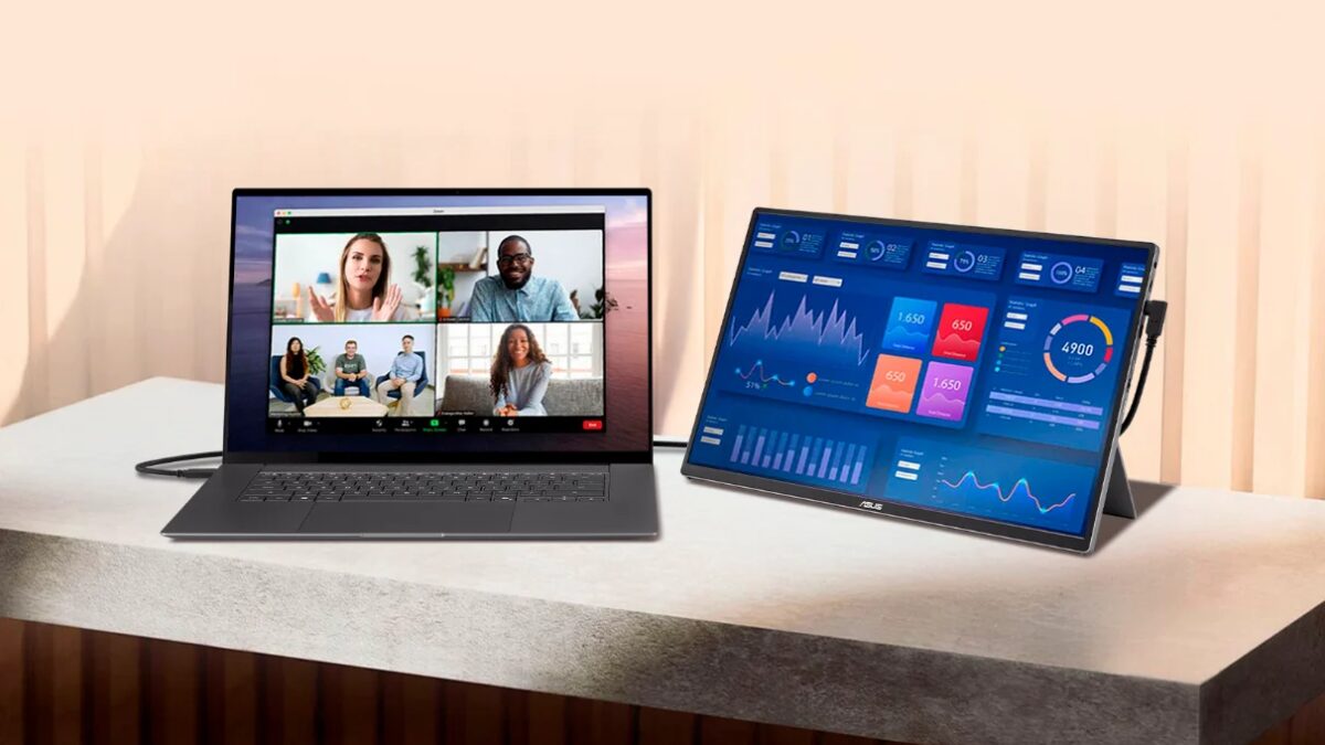 ноутбук и портативный монитор ASUS ZenScreen MQ16FC на столе