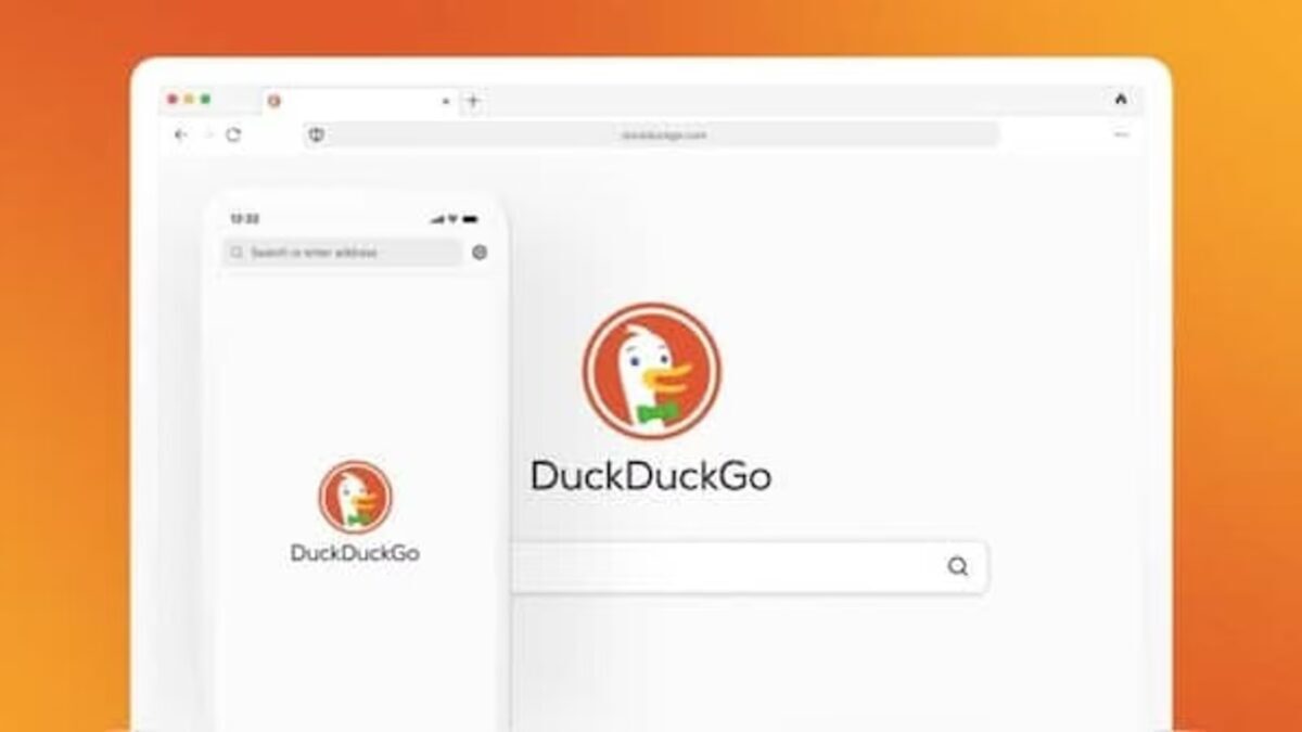 Главное окно браузера с логотипом DuckDuckGo и поисковой строкой