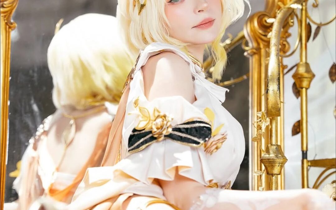 Аглая из Honkai Star Rail косплей PeachMilky голова и плечи
