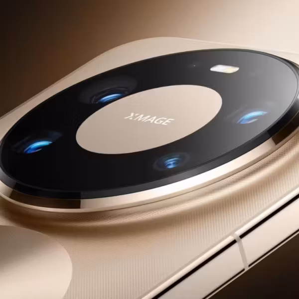 Камера Huawei Mate 90 Pro Max крупный план объемная круглая камера