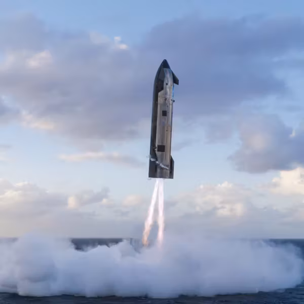 SpaceX опубликовала кадры посадки Starship V3 в 4K
