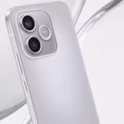 Серебристый смартфон Honor 600e с двумя камерами