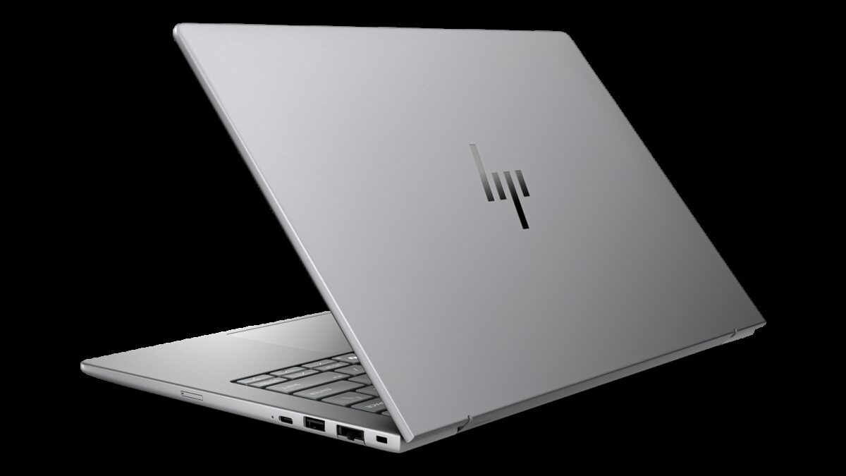 Ноутбук HP ZBook 8 G2a серебристый открыт клавиатура