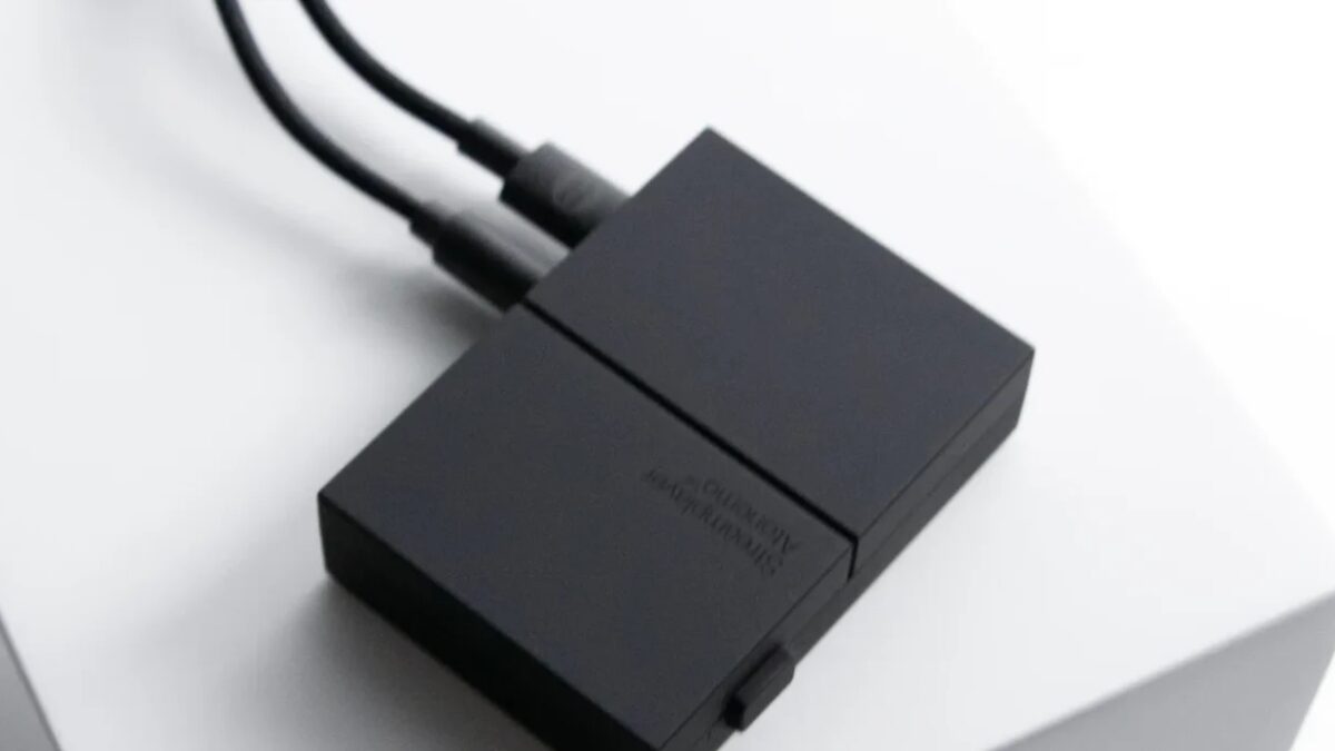 Акустическая система с блоком Streamplayer и кабелями