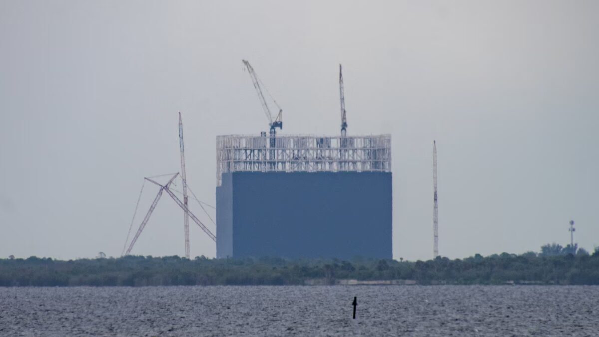 Строительство гигабитной платформы SpaceX для Starship