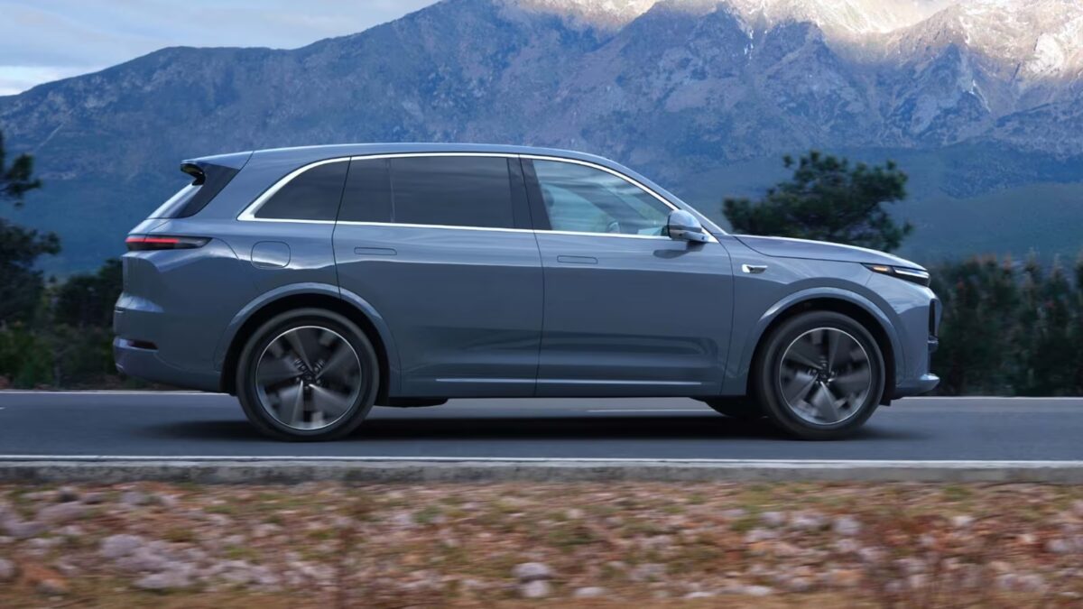 Li Auto сократила продажи в России на 65% за год