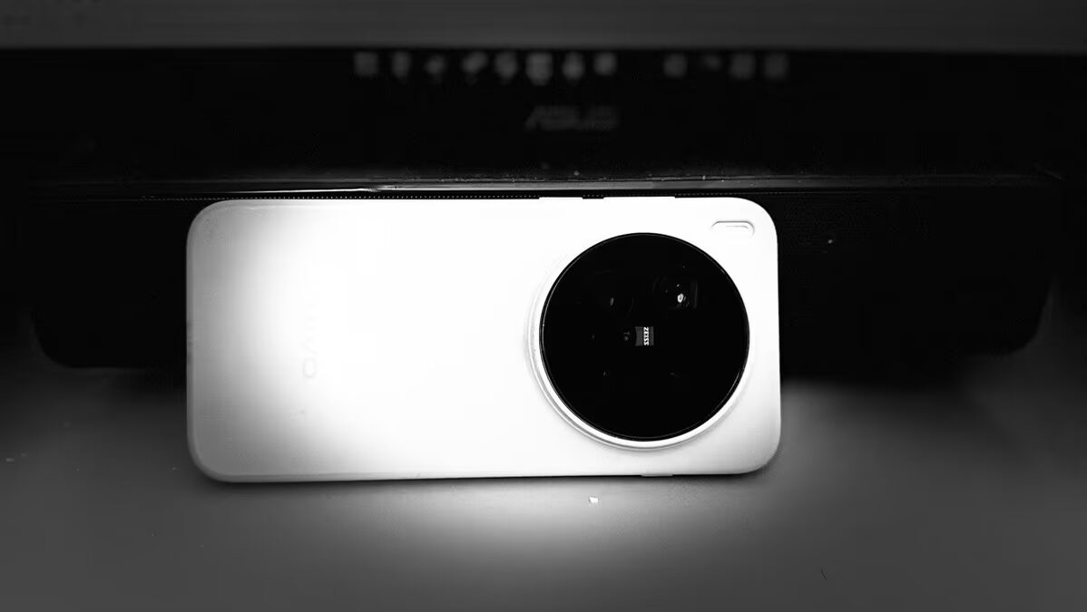 Vivo X500 засветились в базе IMEI