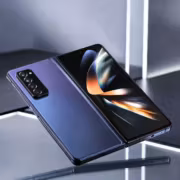 Складной телефон Galaxy Z Fold 8 наклонный дизайн четкие камеры