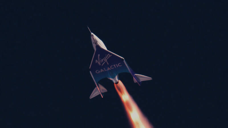 Корабль Virgin Galactic для туристических полётов в космосе