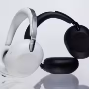 Беспроводные наушники Sony WH-1000XM5 черные и белые