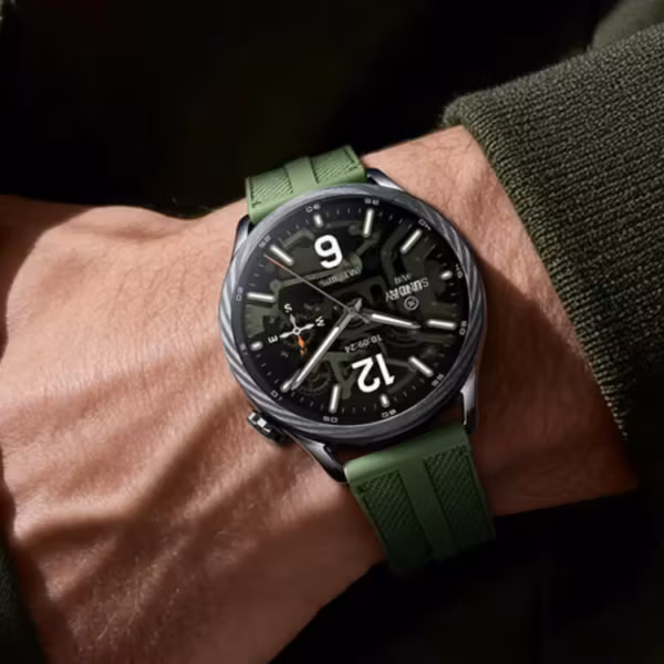 Умные часы Xiaomi Watch S5 46 мм на руке