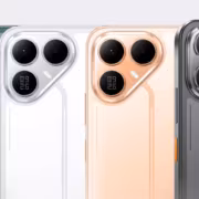Четыре смартфона Tecno Pova 8 5G в разных цветах