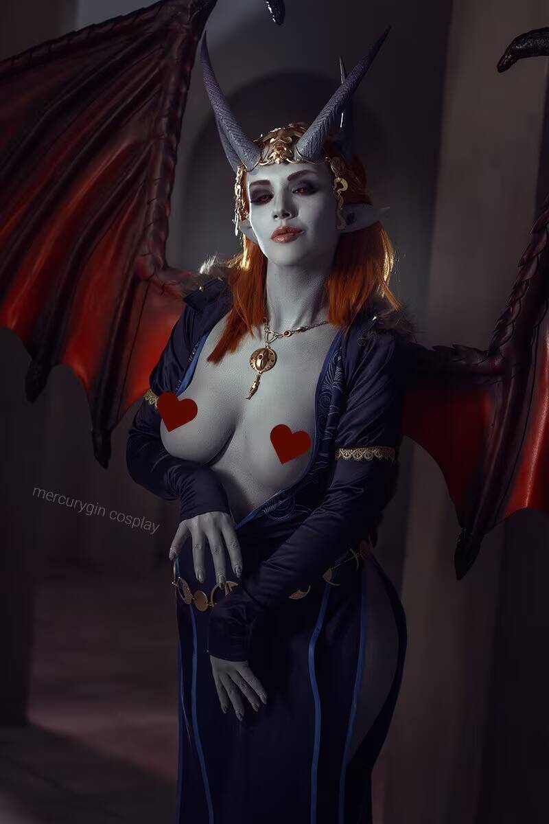 косплей Мизоры из Baldur's Gate 3 русская косплеерша показывает сексуальный образ