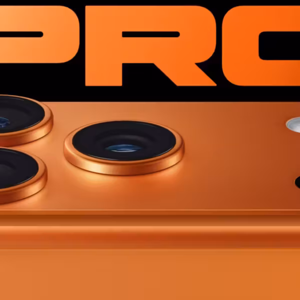 Задняя часть iPhone 18 Pro с тремя камерами