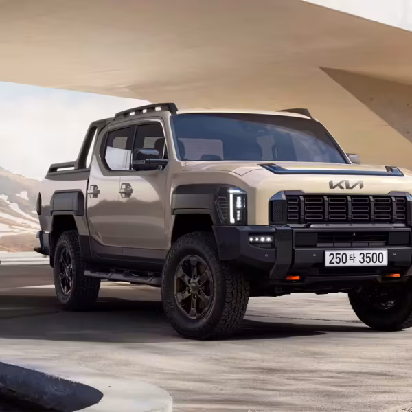 Пикап Kia Tasman поступил в продажу в «Рольфе» за 6,2 млн рублей