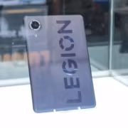 Планшет Lenovo Legion с подсветкой камеры